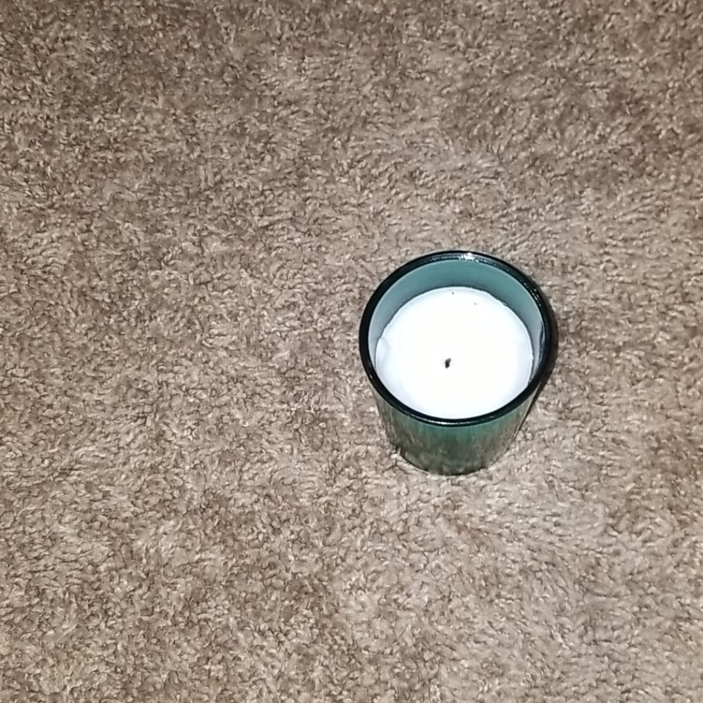 Candle - Picture 2 of 3